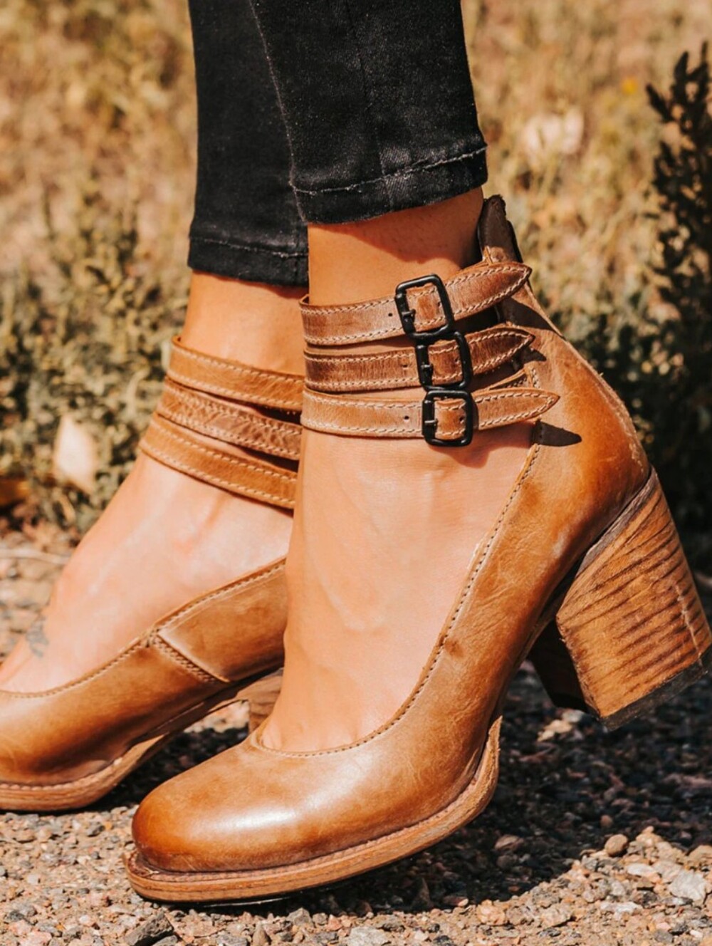FREEBIRD Randi Tan Brown Beige Triple-Strap Leather Block Heel Pumps 9